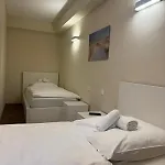 Arrive & Feel Good *