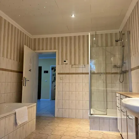Haus Gross Floete *